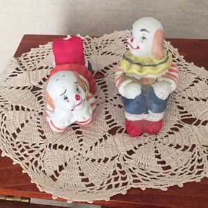 Salt and pepper shaker set; clowns